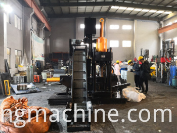 Y83-360 Scrap Metal Particles Briquetting Machine (factory)